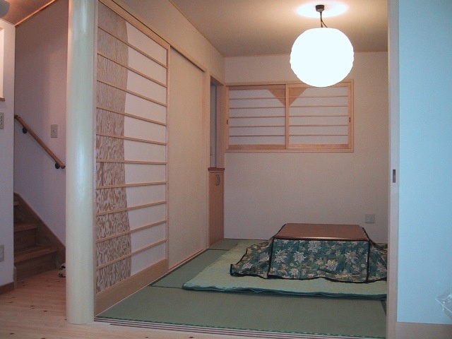－垣内後の家・和室－